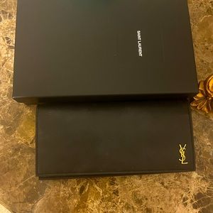 Yves saint Laurent wallet